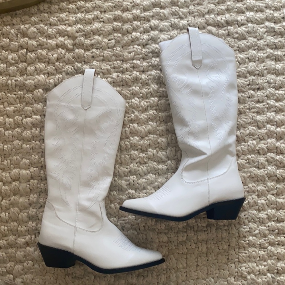 COPY - Brand New Never Worn White Cowboy Boots